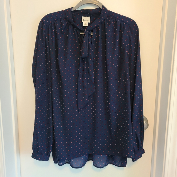 STYLUS Tops - Stylus Women's Size XL Navy Tie-Front Keyhole Top Red Polka Dot Print